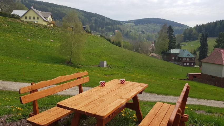 Ski Apartmany Nymburska Chata Пец-под-Снєжкоу Екстер'єр фото
