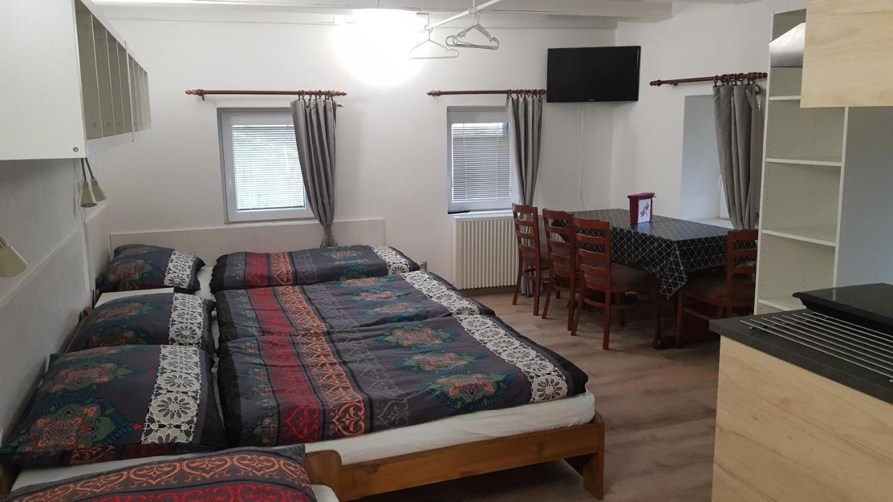 Ski Apartmany Nymburska Chata Пец-под-Снєжкоу Екстер'єр фото