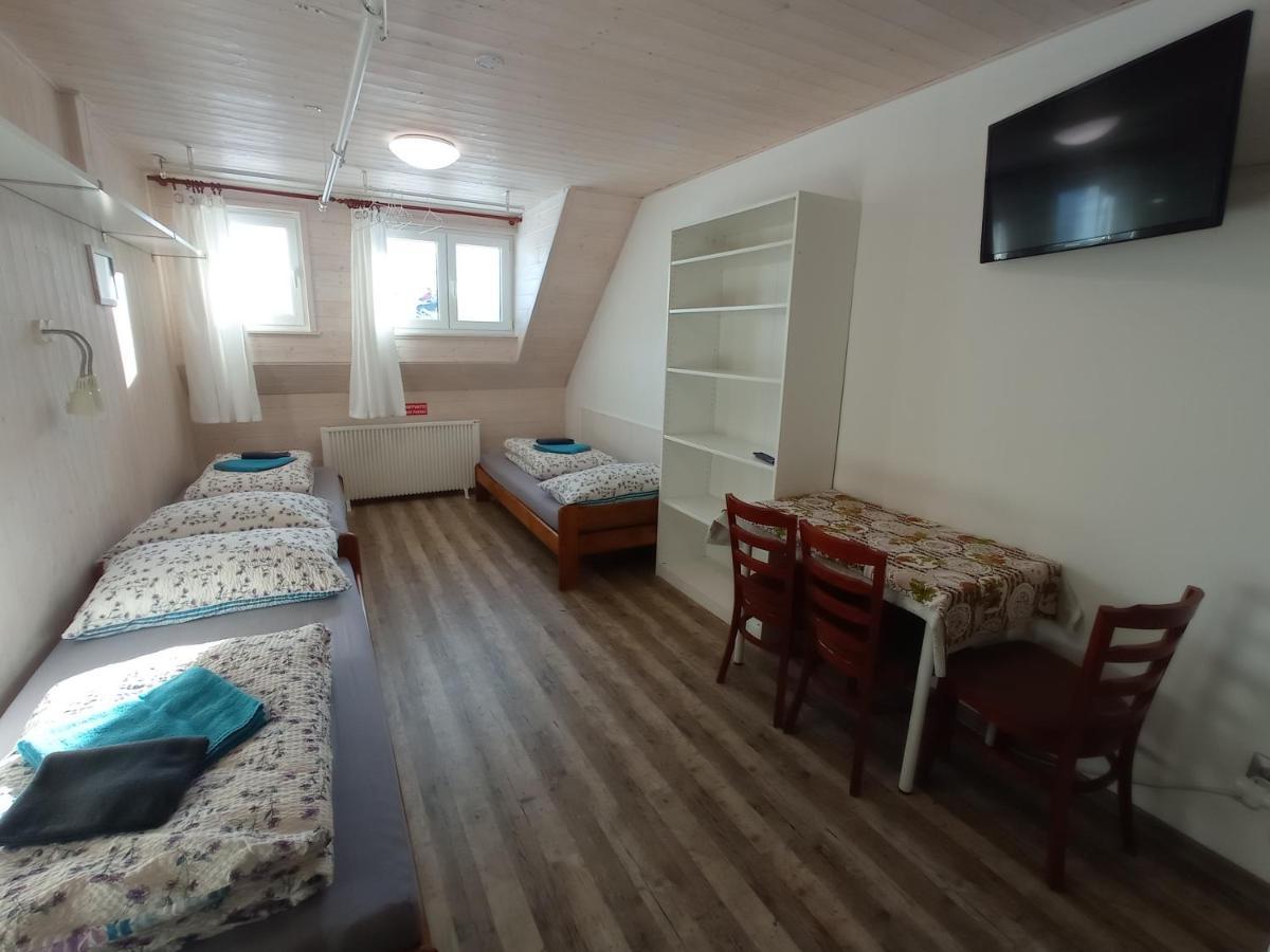 Ski Apartmany Nymburska Chata Пец-под-Снєжкоу Екстер'єр фото