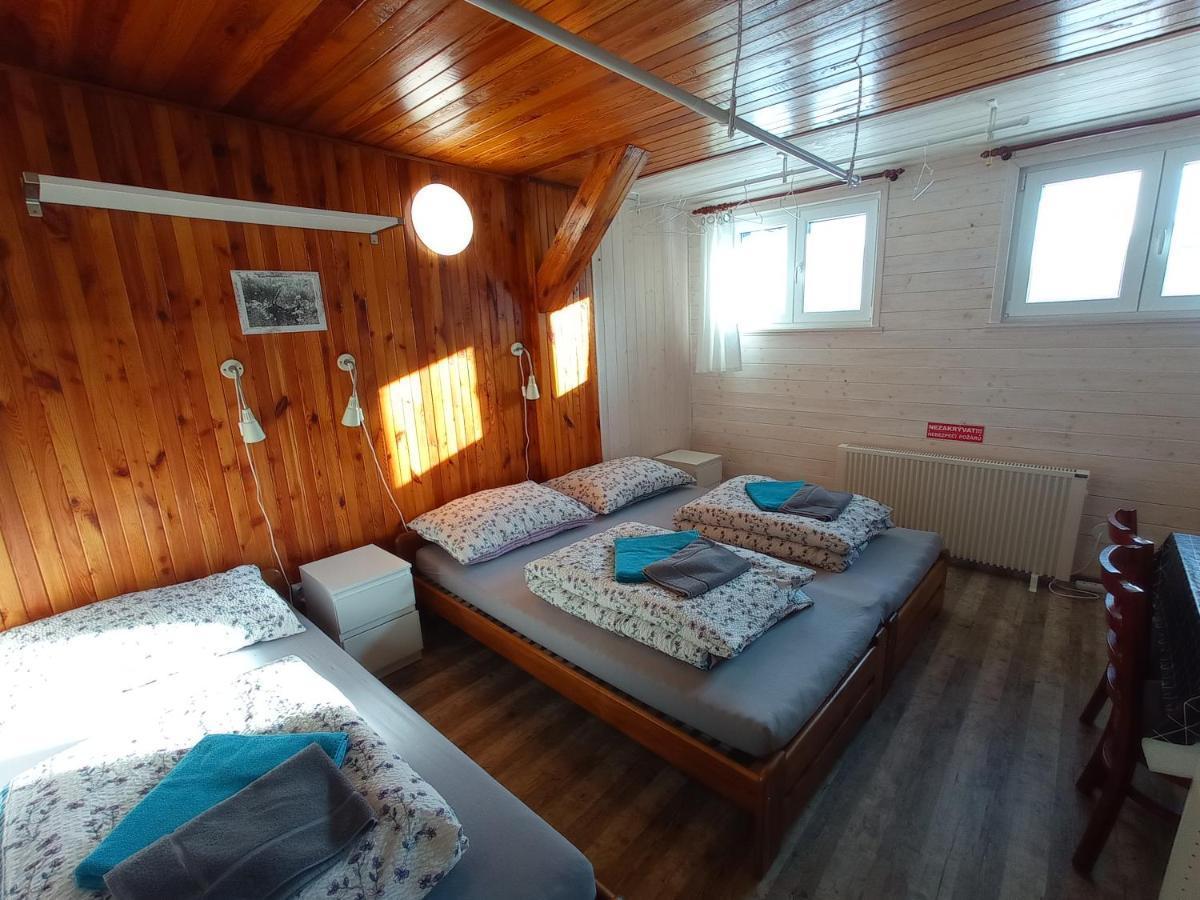 Ski Apartmany Nymburska Chata Пец-под-Снєжкоу Екстер'єр фото